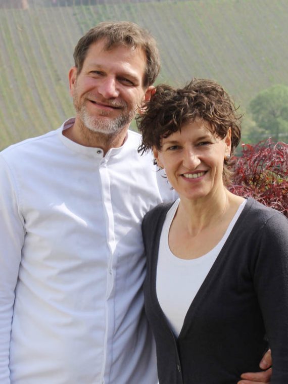 Die Inhaber des Moselhotel Sonnenuhr: Stefan und Katja Krebs